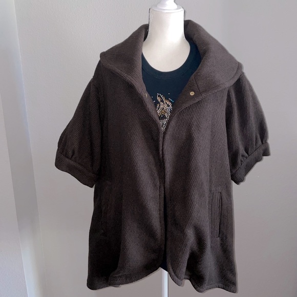 Luii- Layering Jacket - EUC - Picture 2 of 8